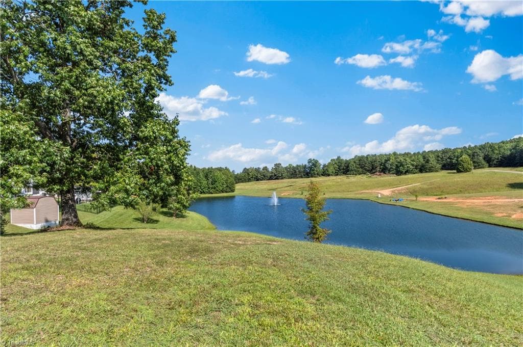 Manufactured Home at 169 Marina Drive, New London NC 28127, New London, photo 27 of 28