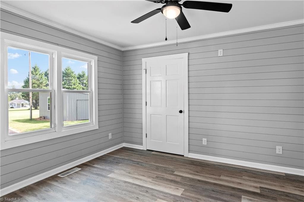 Stick/Site Built at 4752 W Old US Highway 421, Hamptonville NC 27020, photo 16 of 47