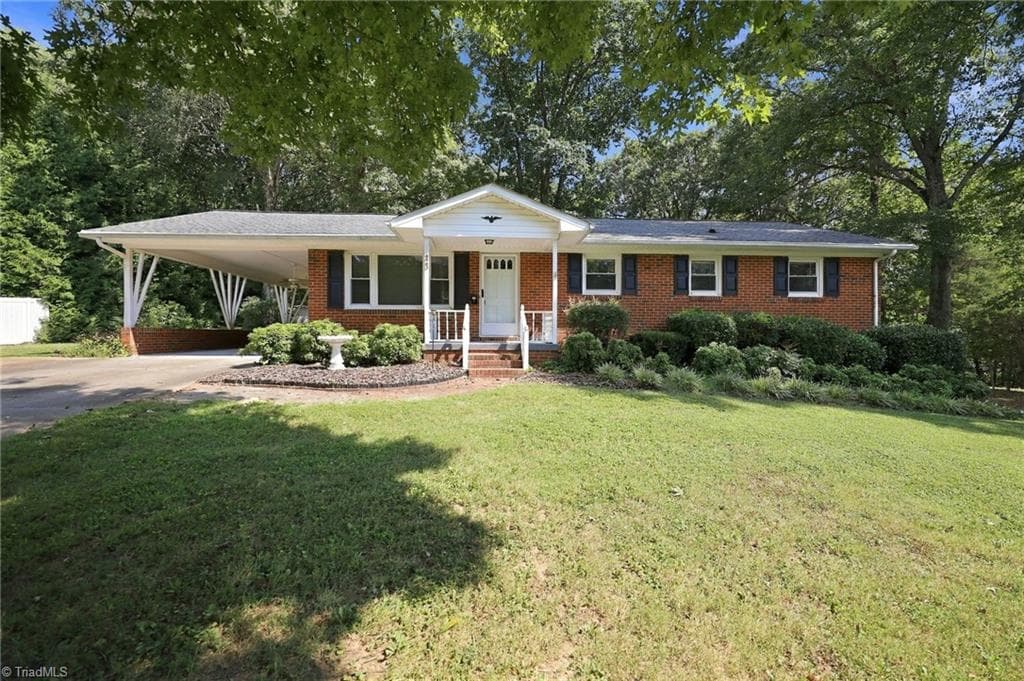 423 Bradley Road, Winston-Salem NC 27107