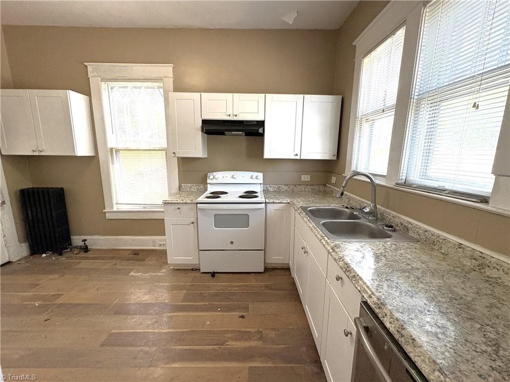 Stick/Site Built at 202 Isabel Street, Greensboro NC 27401, photo 27 of 43