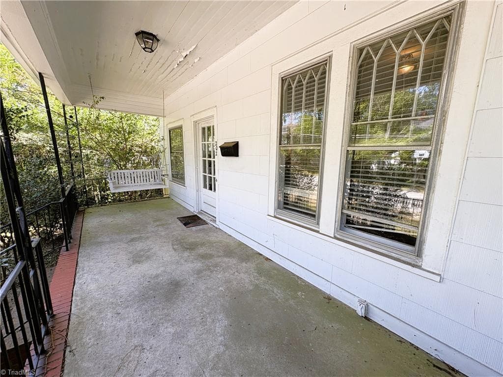 Stick/Site Built at 202 Isabel Street, Greensboro NC 27401, photo 5 of 43