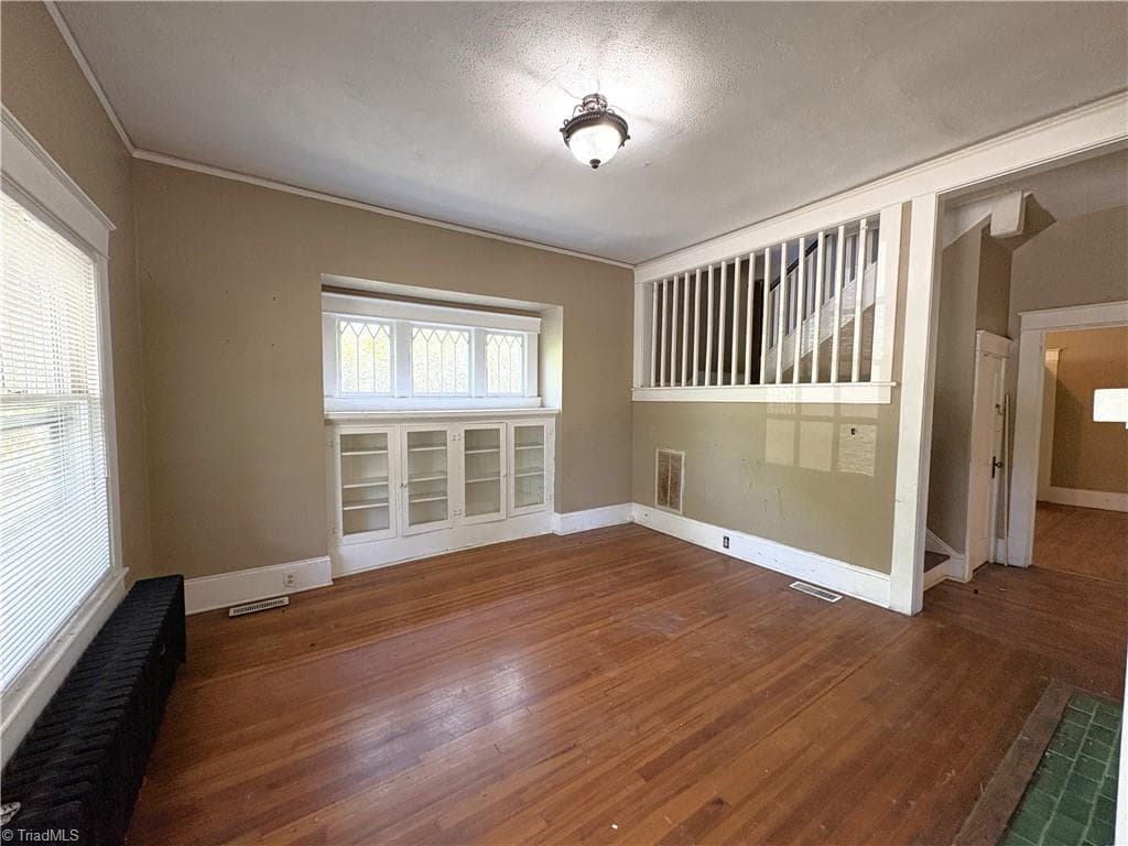 Stick/Site Built at 202 Isabel Street, Greensboro NC 27401, photo 15 of 43