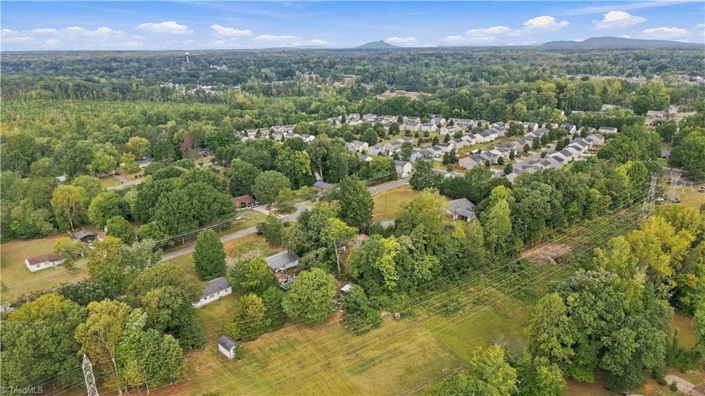 Stick/Site Built at 5038 Pinewood Drive, Winston-Salem NC 27106, Winston-Salem, photo 28 of 31