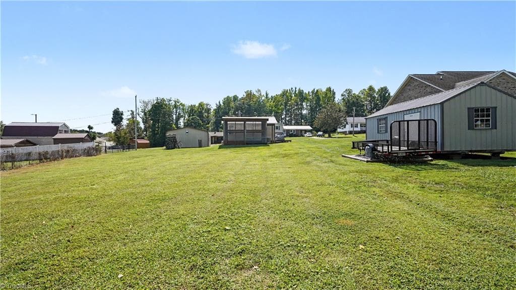 Stick/Site Built at 504 Evergreen Trail, Thomasville NC 27360, photo 32 of 40