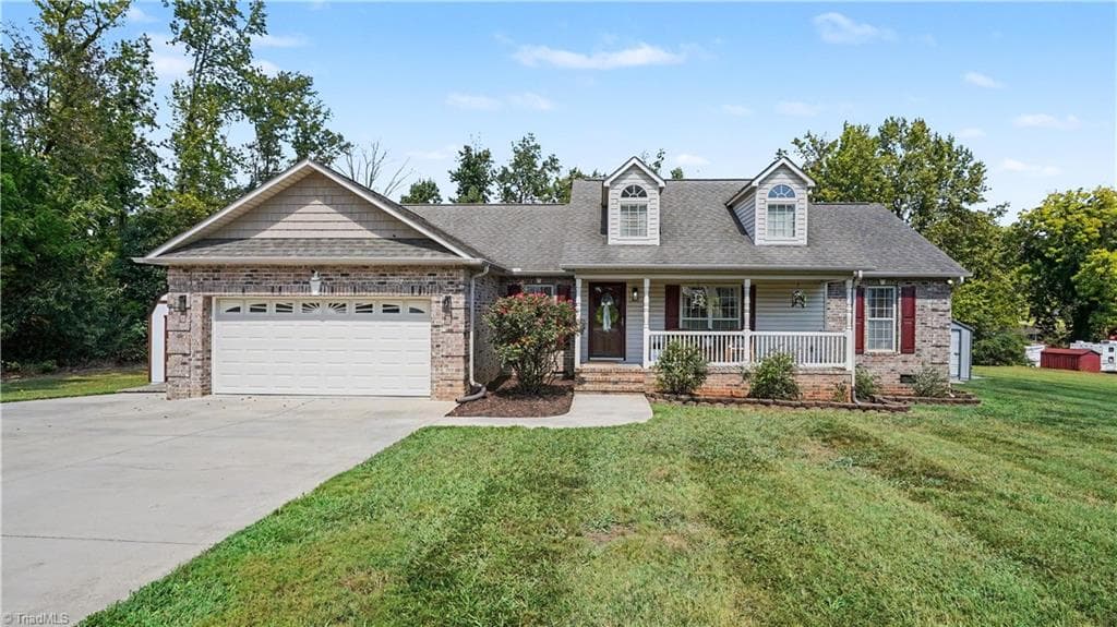 504 Evergreen Trail, Thomasville NC 27360