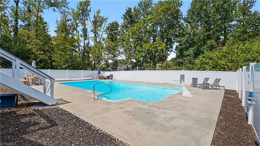 Stick/Site Built at 504 Evergreen Trail, Thomasville NC 27360, photo 39 of 40