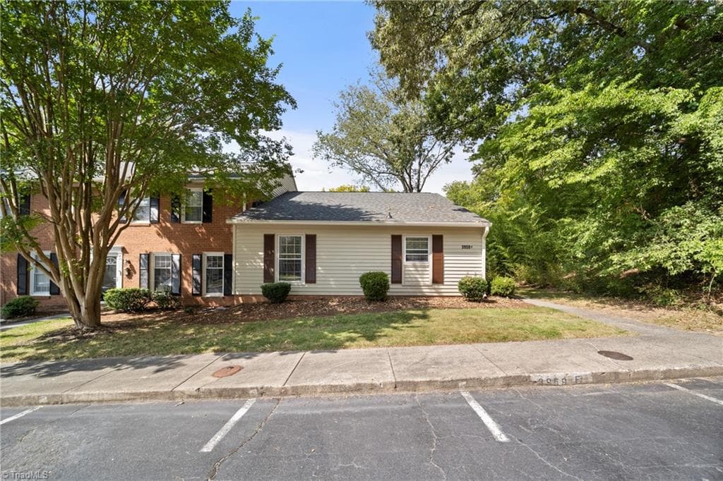3959 Valley Court # F, Winston-Salem NC 27106