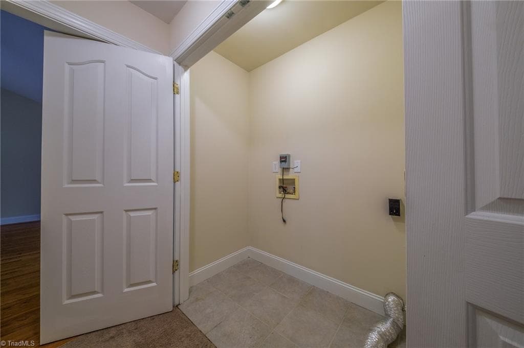 Stick/Site Built at 2103 Forest Edge Drive, Greensboro NC 27406, photo 17 of 38