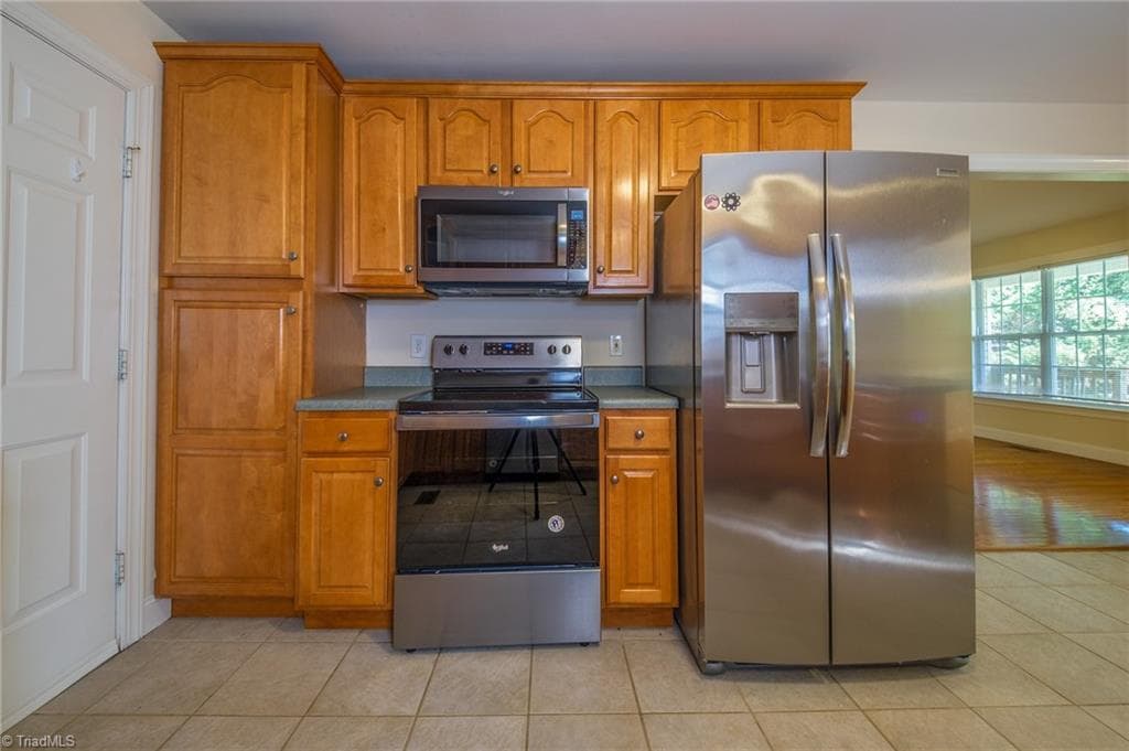 Stick/Site Built at 2103 Forest Edge Drive, Greensboro NC 27406, photo 14 of 38