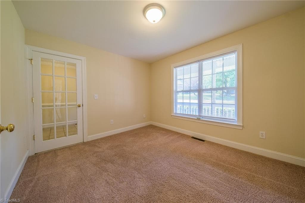 Stick/Site Built at 2103 Forest Edge Drive, Greensboro NC 27406, photo 18 of 38