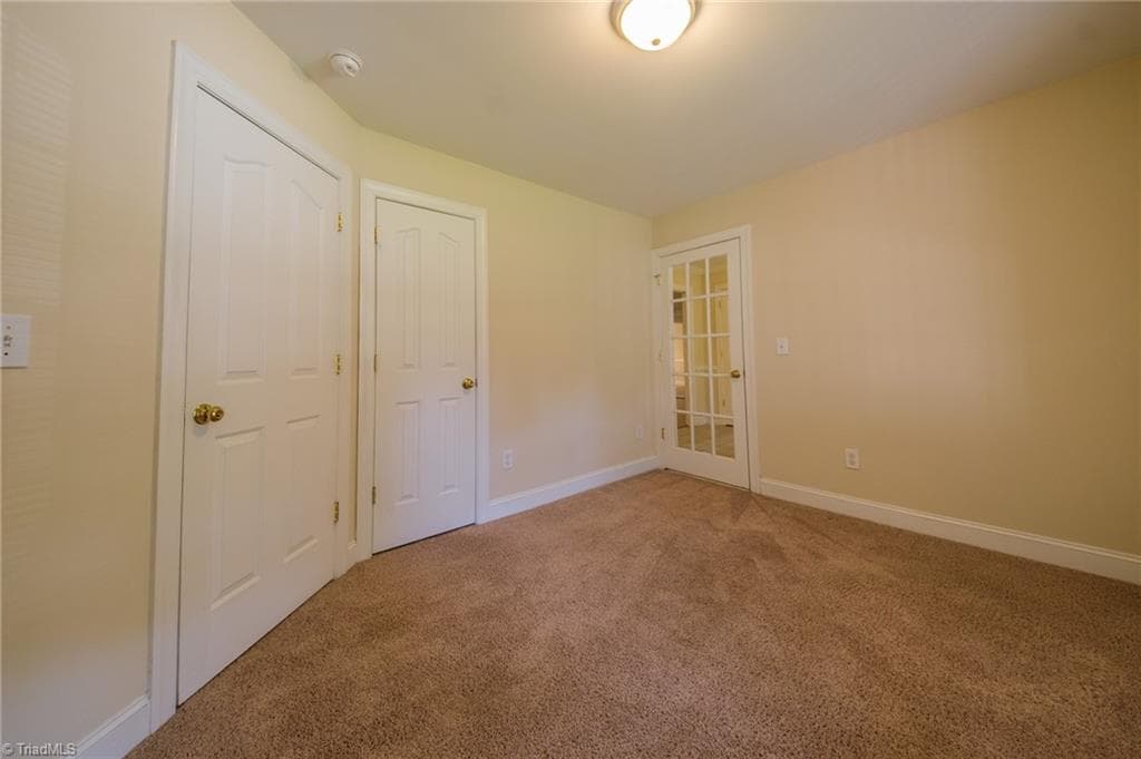 Stick/Site Built at 2103 Forest Edge Drive, Greensboro NC 27406, photo 19 of 38