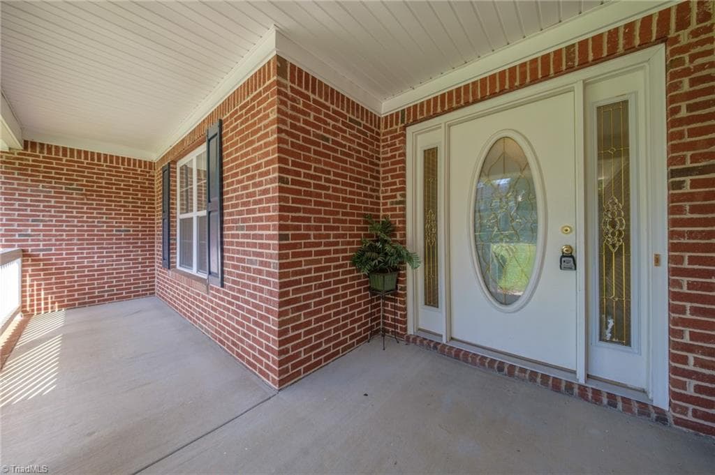 Stick/Site Built at 2103 Forest Edge Drive, Greensboro NC 27406, photo 4 of 38