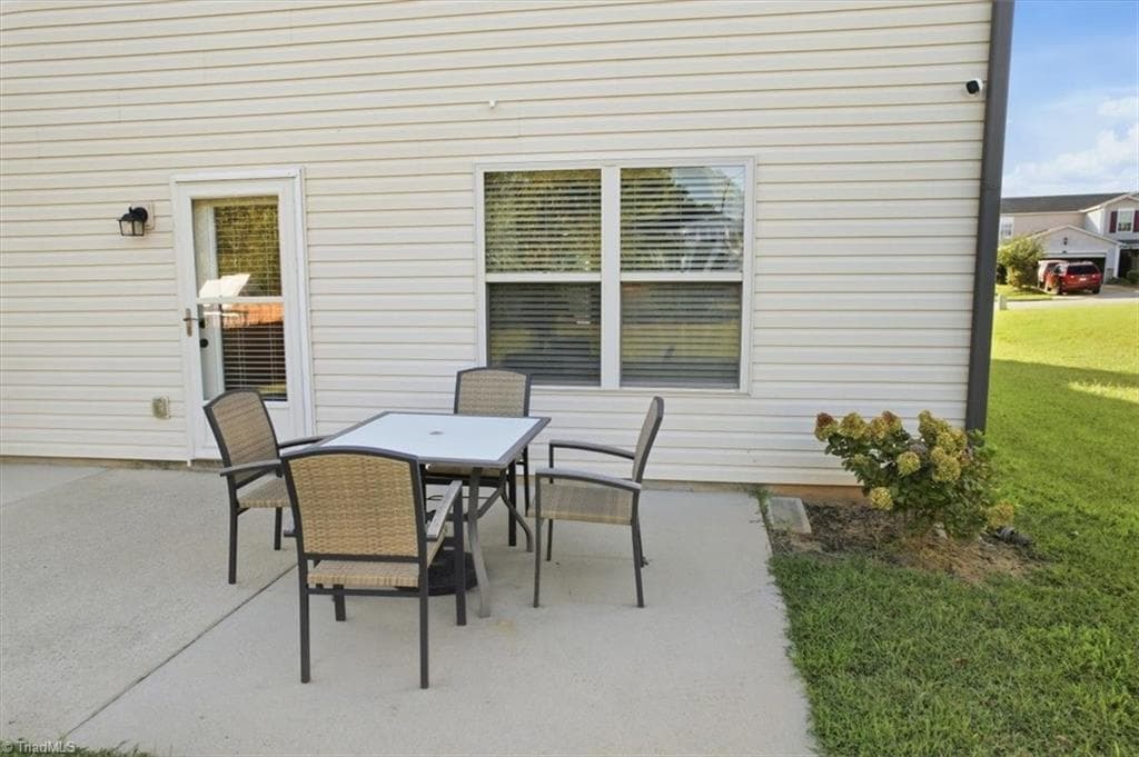 Stick/Site Built at 4562 Westhill Place, Kernersville NC 27284, photo 36 of 44