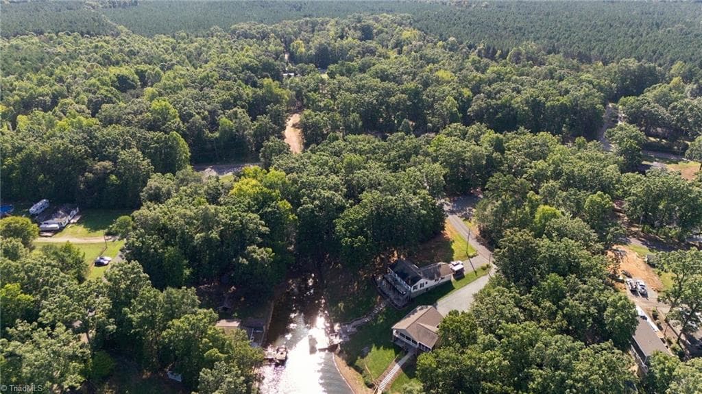Single Family Residence at 154 Sunset Boulevard, Lexington NC 27292, photo 7 of 13