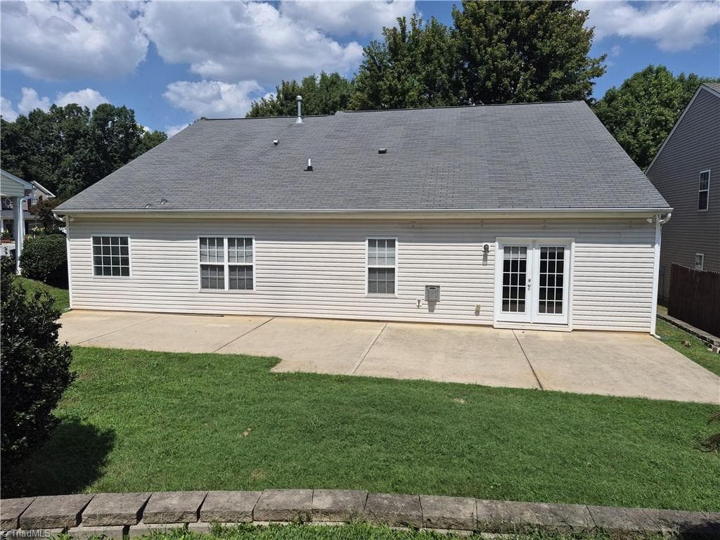 Stick/Site Built at 4061 Fountain Grove Drive, High Point NC 27265, photo 23 of 26