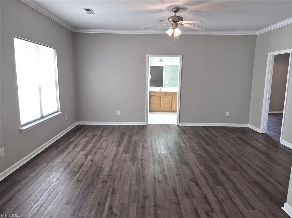 Stick/Site Built at 4061 Fountain Grove Drive, High Point NC 27265, photo 13 of 26