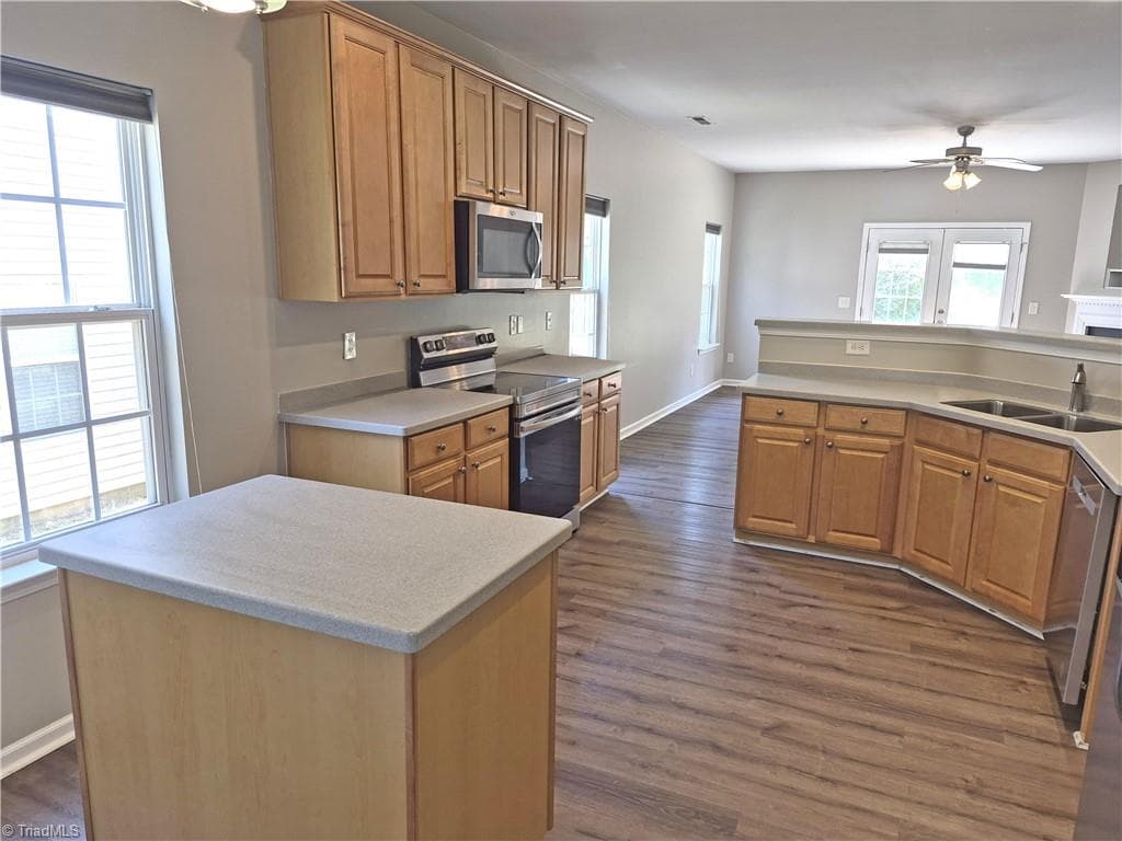 Stick/Site Built at 4061 Fountain Grove Drive, High Point NC 27265, photo 4 of 26