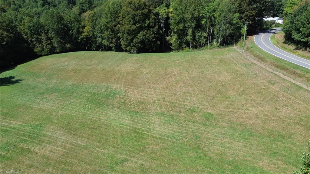 Single Family Residence at 3933 Simmons Patton Road, Jonesville NC 28642, Jonesville, photo 37 of 50