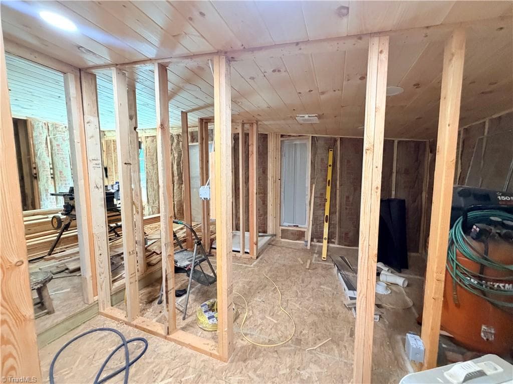 Single Family Residence at 3933 Simmons Patton Road, Jonesville NC 28642, Jonesville, photo 11 of 50