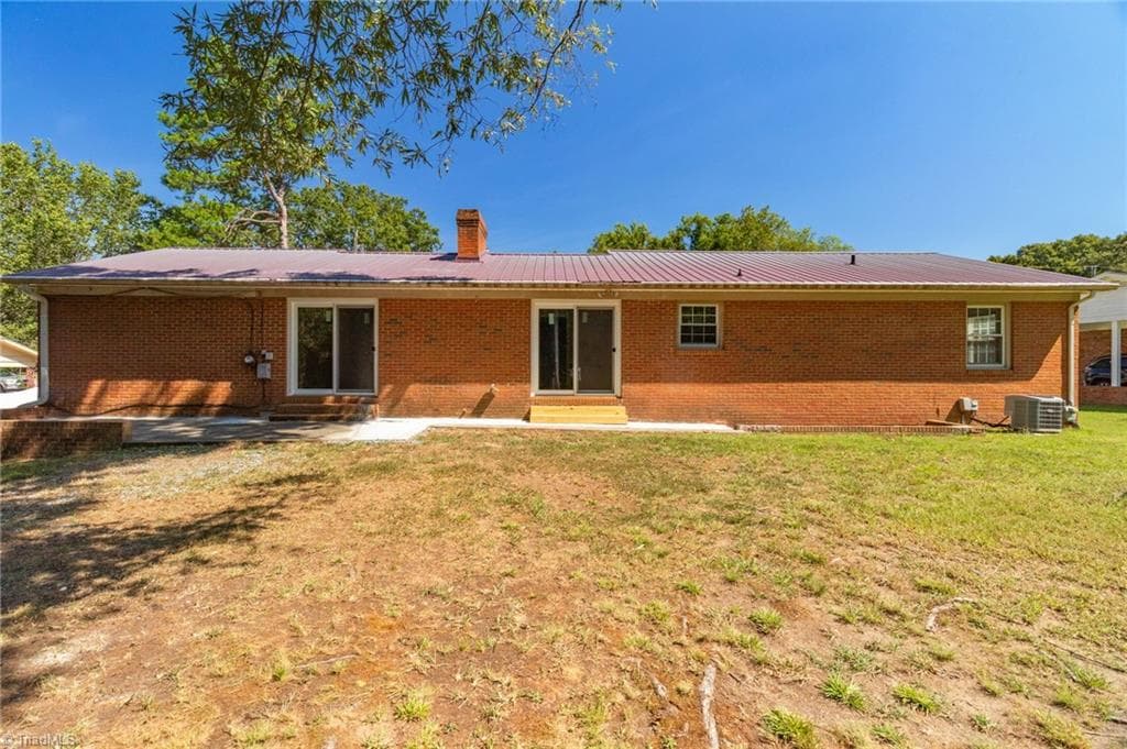 Stick/Site Built at 115 Monroe Drive, Lexington NC 27292, photo 31 of 33