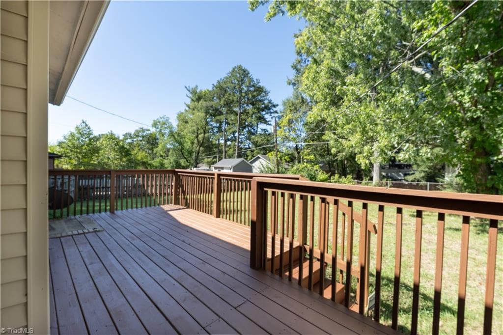 Stick/Site Built at 3006 Saxon Place, Greensboro NC 27406, photo 25 of 26