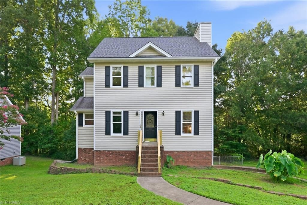 205 Lorraine Drive, Winston-Salem NC 27107
