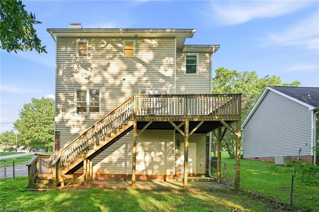 Stick/Site Built at 205 Lorraine Drive, Winston-Salem NC 27107, Winston-Salem, photo 20 of 22