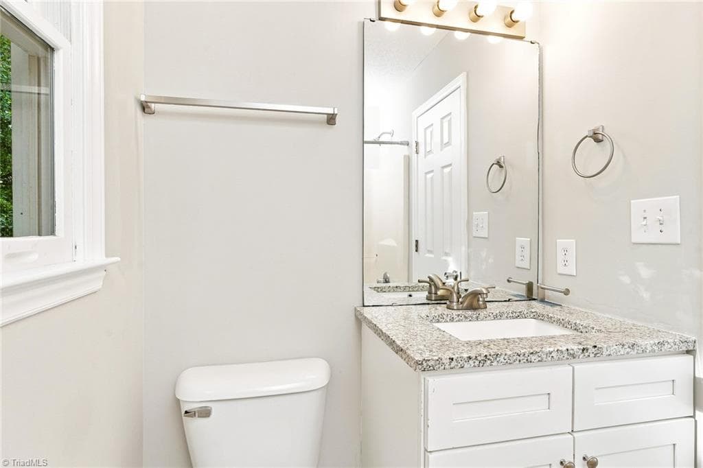 Stick/Site Built at 205 Lorraine Drive, Winston-Salem NC 27107, Winston-Salem, photo 18 of 22