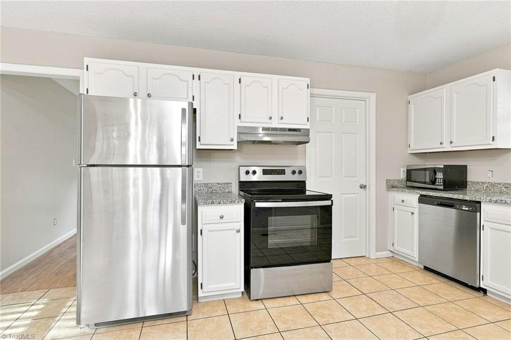 Stick/Site Built at 205 Lorraine Drive, Winston-Salem NC 27107, Winston-Salem, photo 8 of 22