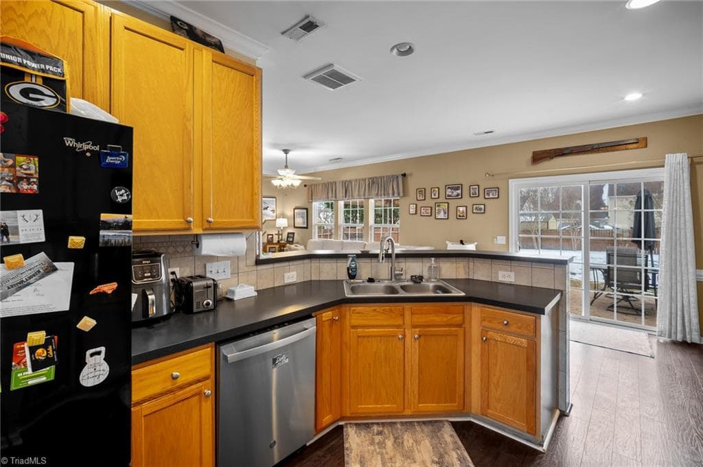 Stick/Site Built at 4236 Laurel Ridge Circle, Winston-Salem NC 27107, photo 19 of 36
