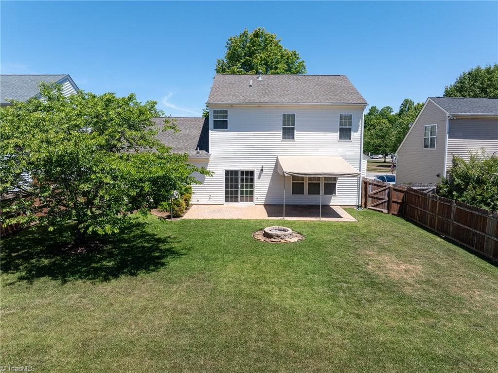 Stick/Site Built at 4236 Laurel Ridge Circle, Winston-Salem NC 27107, photo 4 of 36