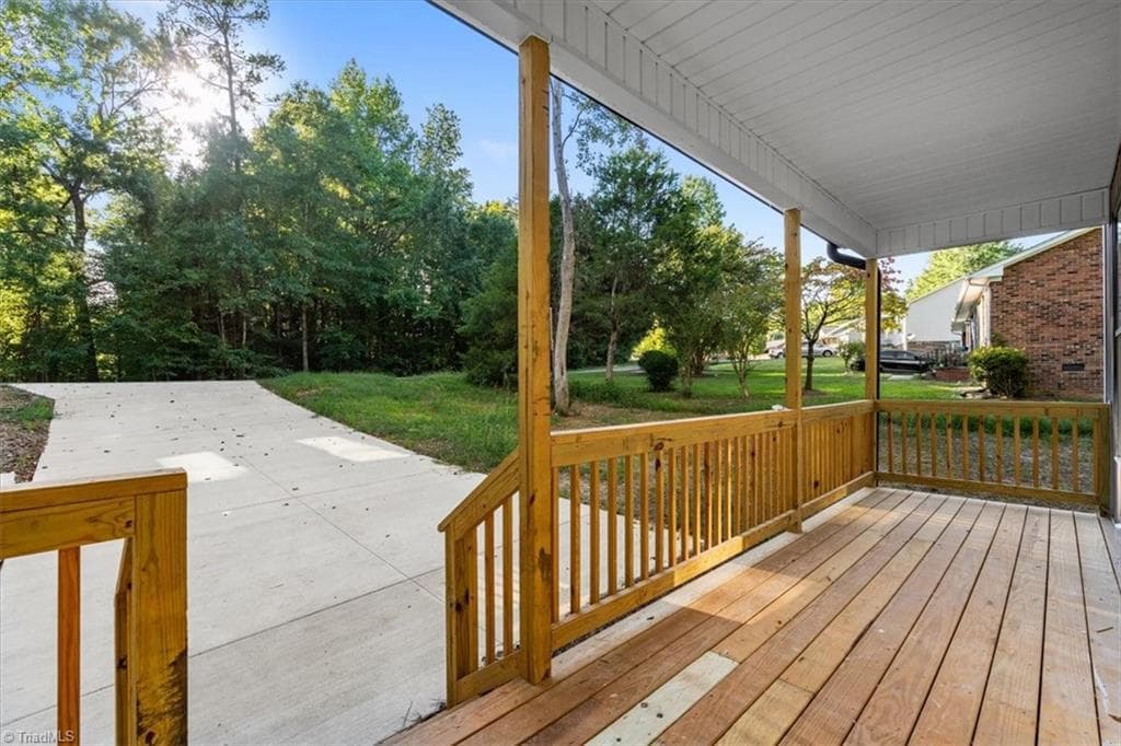 Stick/Site Built at 215 Carriage Loop, Burlington NC 27217, photo 4 of 35