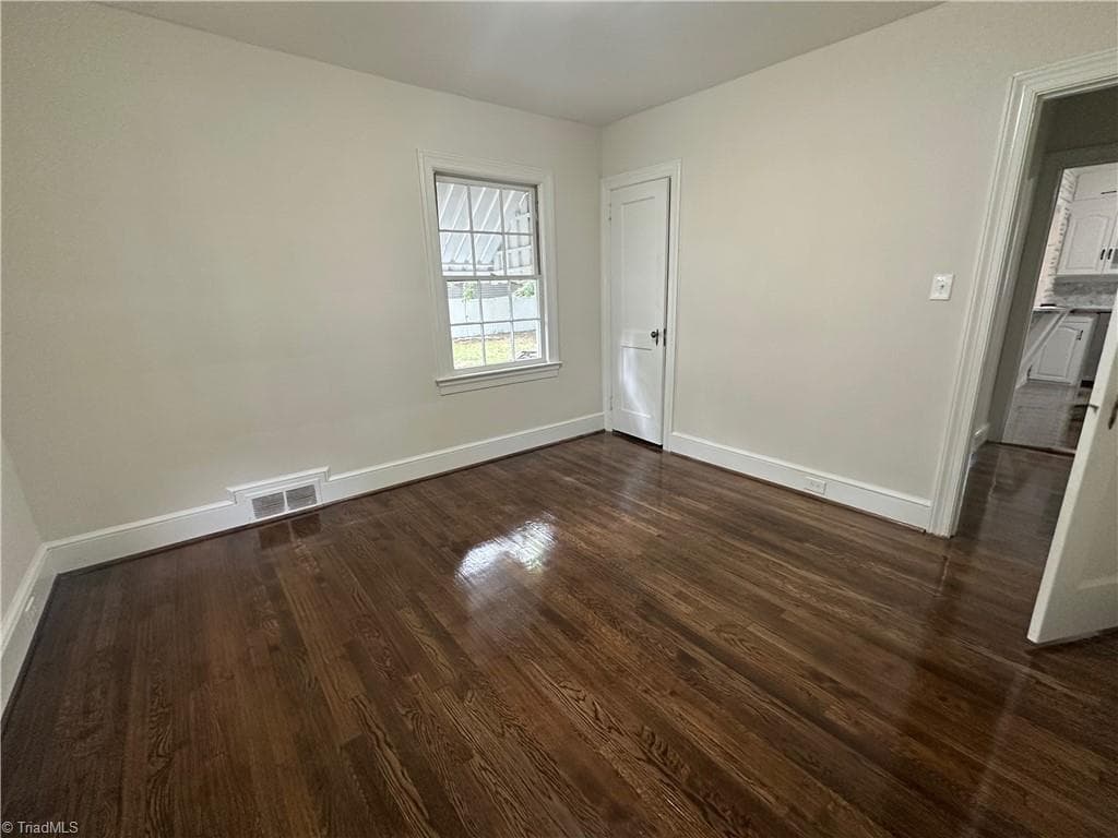 Stick/Site Built at 1900 Peachtree Street, Winston-Salem NC 27107, Winston-Salem, photo 16 of 38