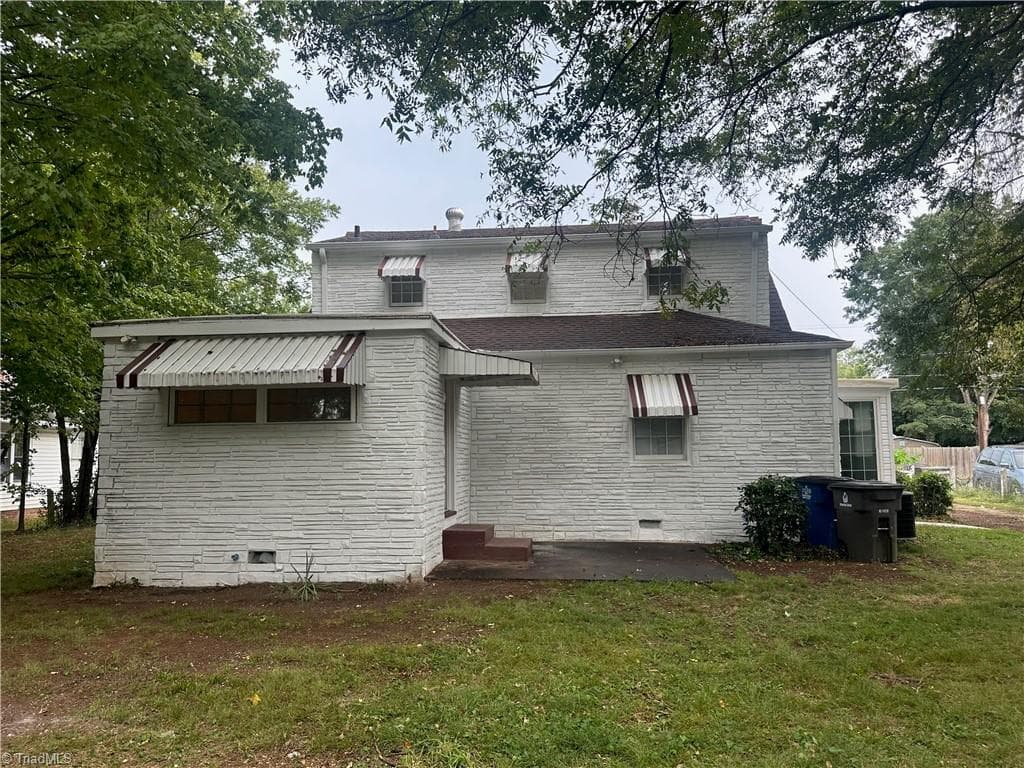 Stick/Site Built at 1900 Peachtree Street, Winston-Salem NC 27107, Winston-Salem, photo 33 of 38
