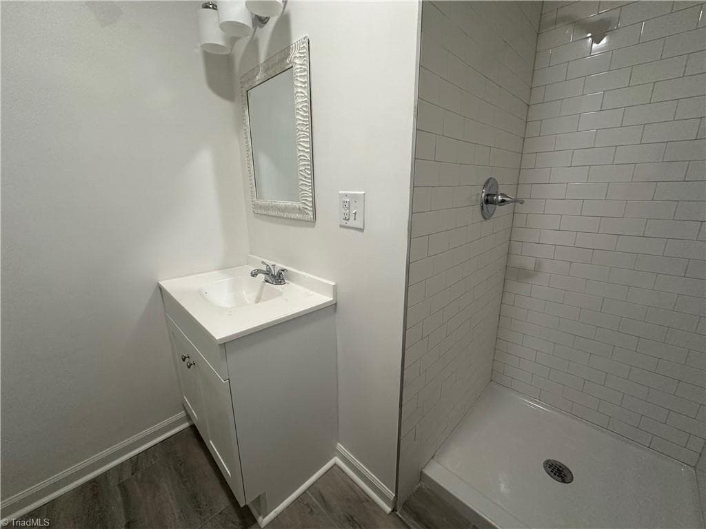 Stick/Site Built at 1900 Peachtree Street, Winston-Salem NC 27107, Winston-Salem, photo 18 of 38