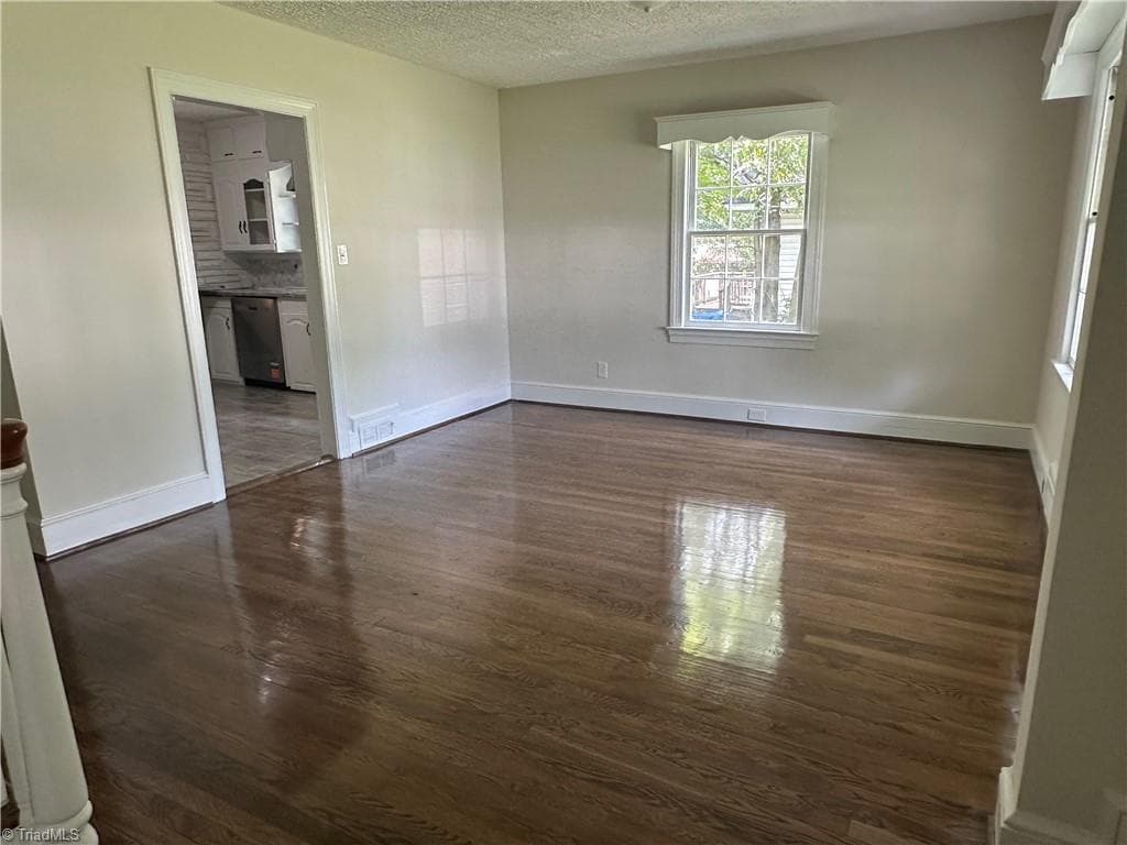Stick/Site Built at 1900 Peachtree Street, Winston-Salem NC 27107, Winston-Salem, photo 11 of 38