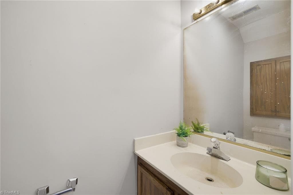 Stick/Site Built at 340 Vista Circle, Winston-Salem NC 27106, Winston-Salem, photo 35 of 70