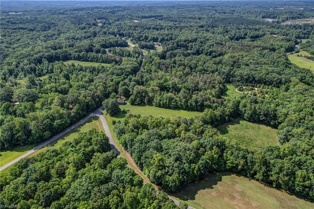 00 Henry Road, Madison NC 27025