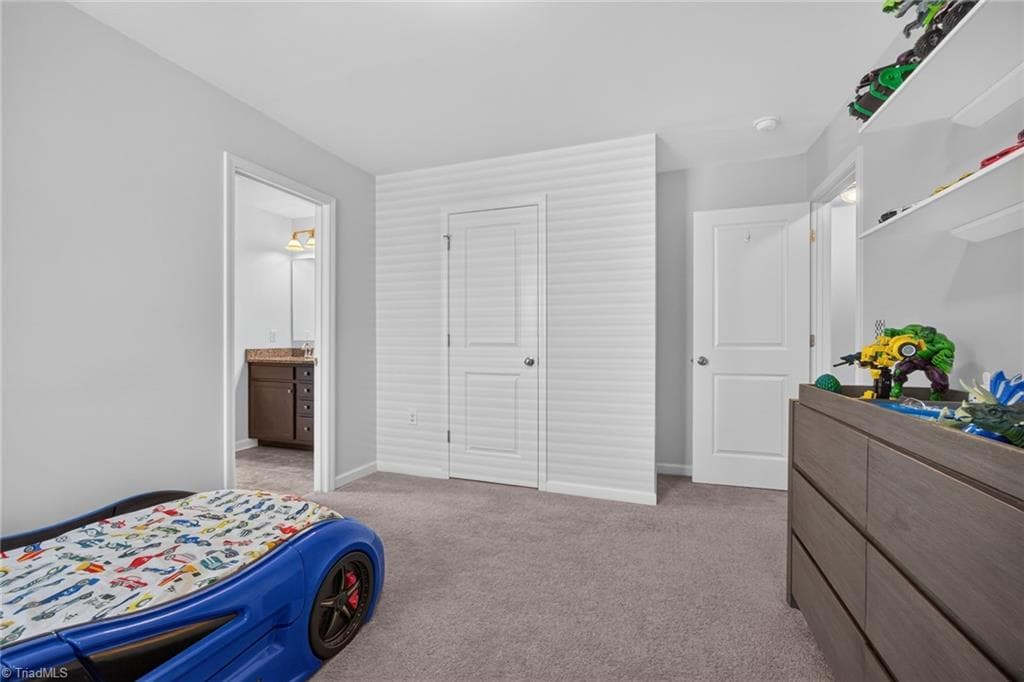 Stick/Site Built at 2460 Dog Leg Drive, Winston-Salem NC 27103, Winston-Salem, photo 27 of 36