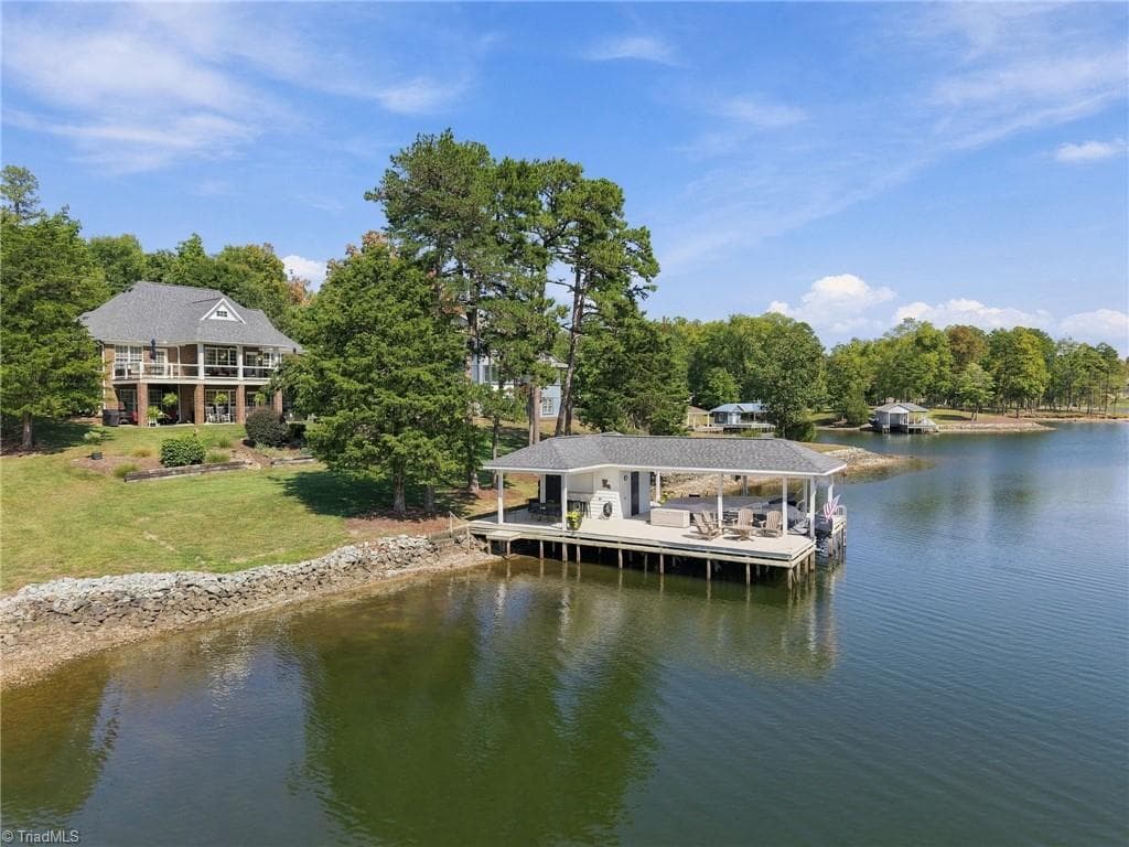 160 CRYSTAL BAY Road, Semora NC 27343
