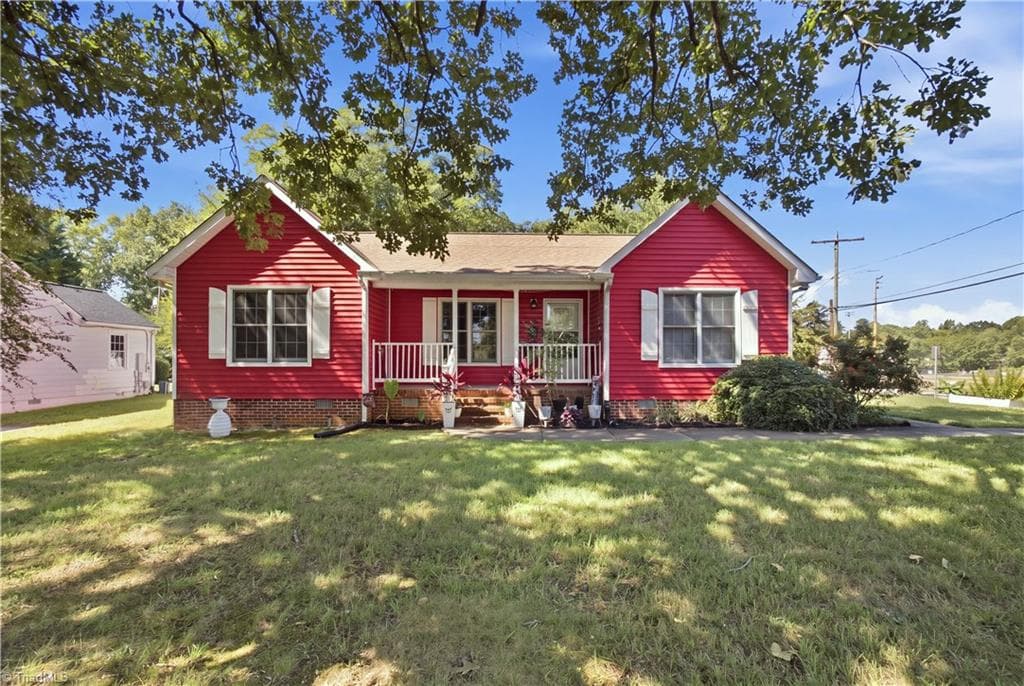 240 Silver Lake Drive, Burlington NC 27215