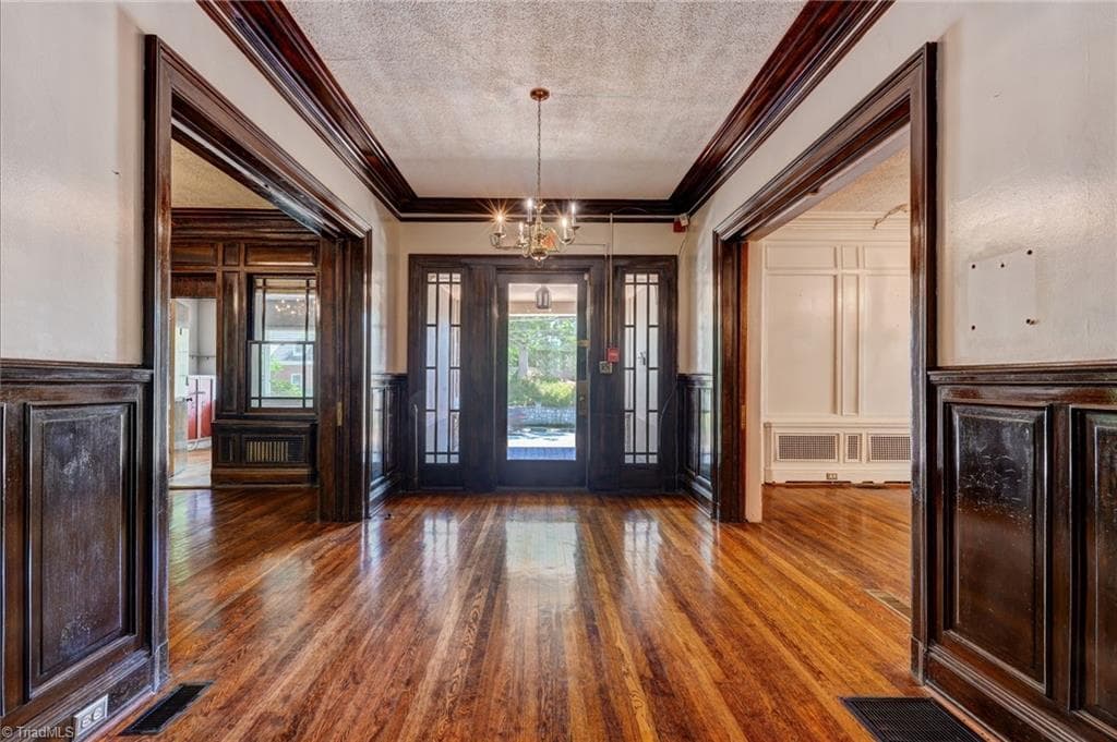 Office at 811 N Elm Street, Greensboro NC 27401, Greensboro, photo 19 of 88
