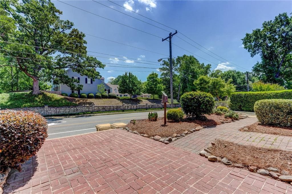 Office at 811 N Elm Street, Greensboro NC 27401, Greensboro, photo 15 of 88