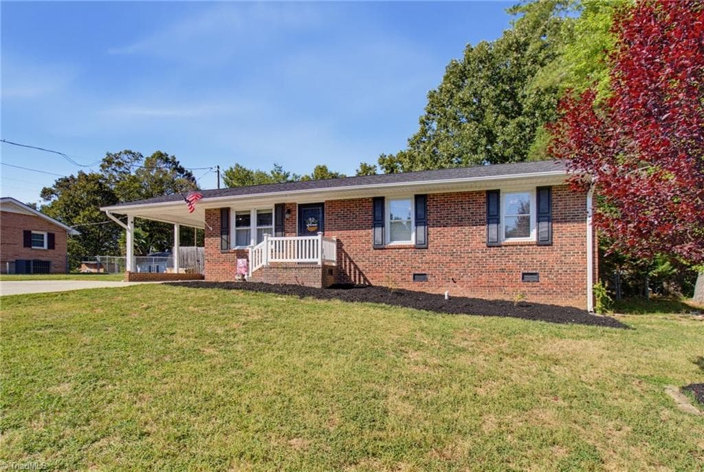 Stick/Site Built at 309 Bedford Drive, Eden NC 27288, Eden, photo 5 of 62