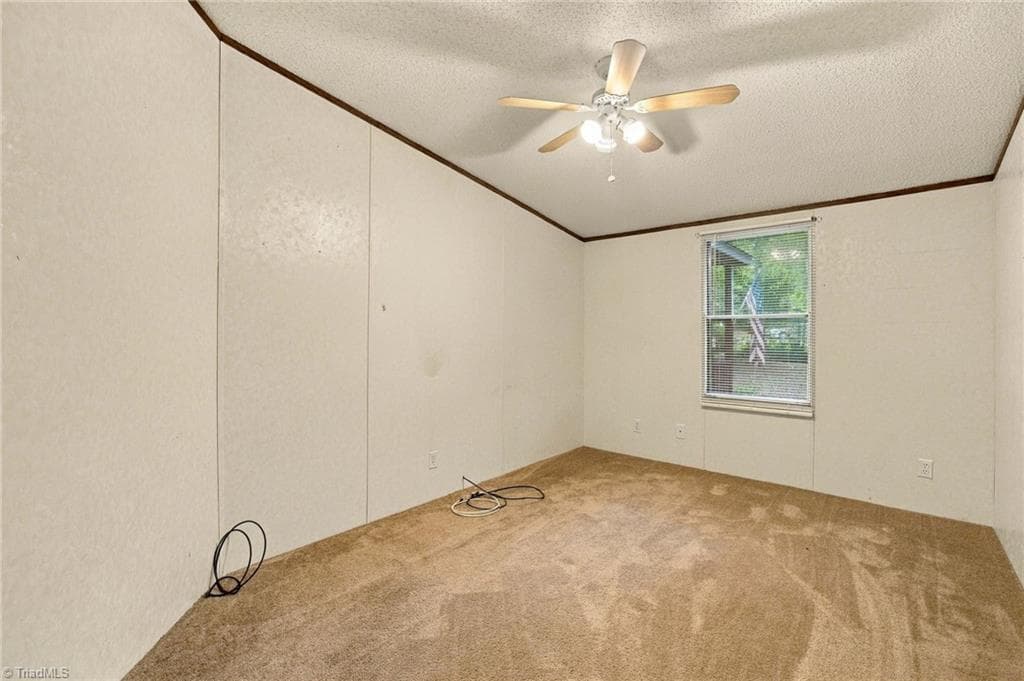 Manufactured Home at 5209 Timber Creek Court, Kings Mountain NC 28086, Kings Mountain, photo 16 of 27