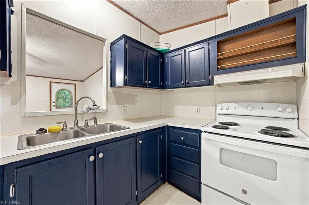Manufactured Home at 5209 Timber Creek Court, Kings Mountain NC 28086, Kings Mountain, photo 7 of 27