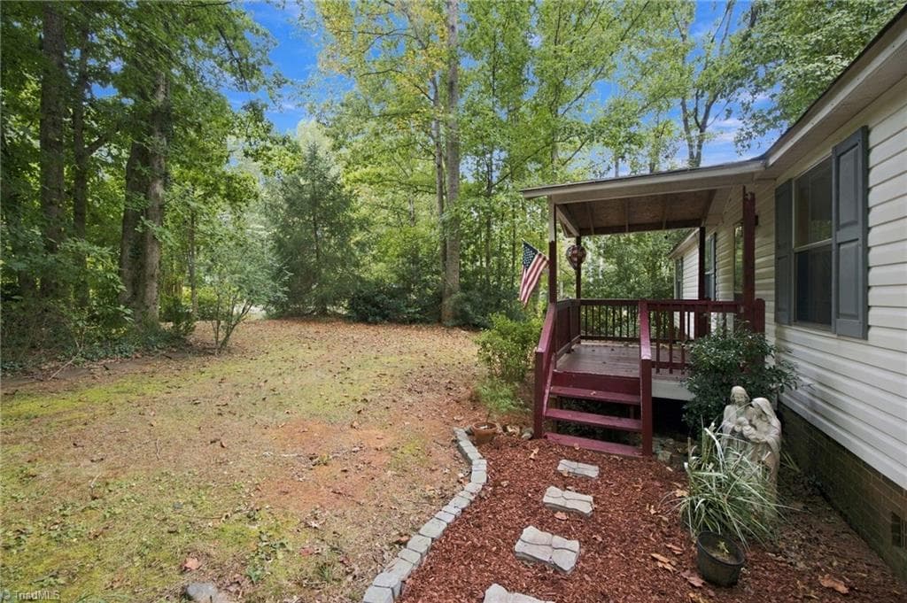 Manufactured Home at 5209 Timber Creek Court, Kings Mountain NC 28086, Kings Mountain, photo 5 of 27