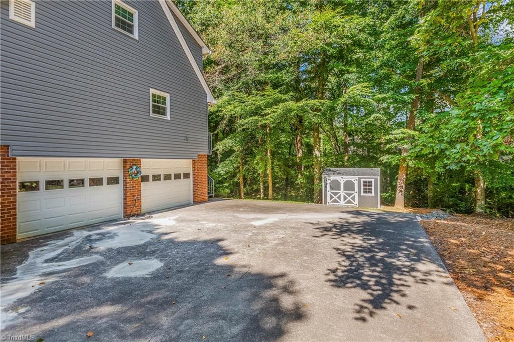Stick/Site Built at 760 Reaford Road, Winston-Salem NC 27104, Winston-Salem, photo 28 of 36