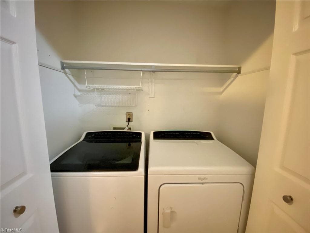 Stick/Site Built at 21 Meadowood Glen Way # D, Greensboro NC 27409, Greensboro, photo 15 of 26