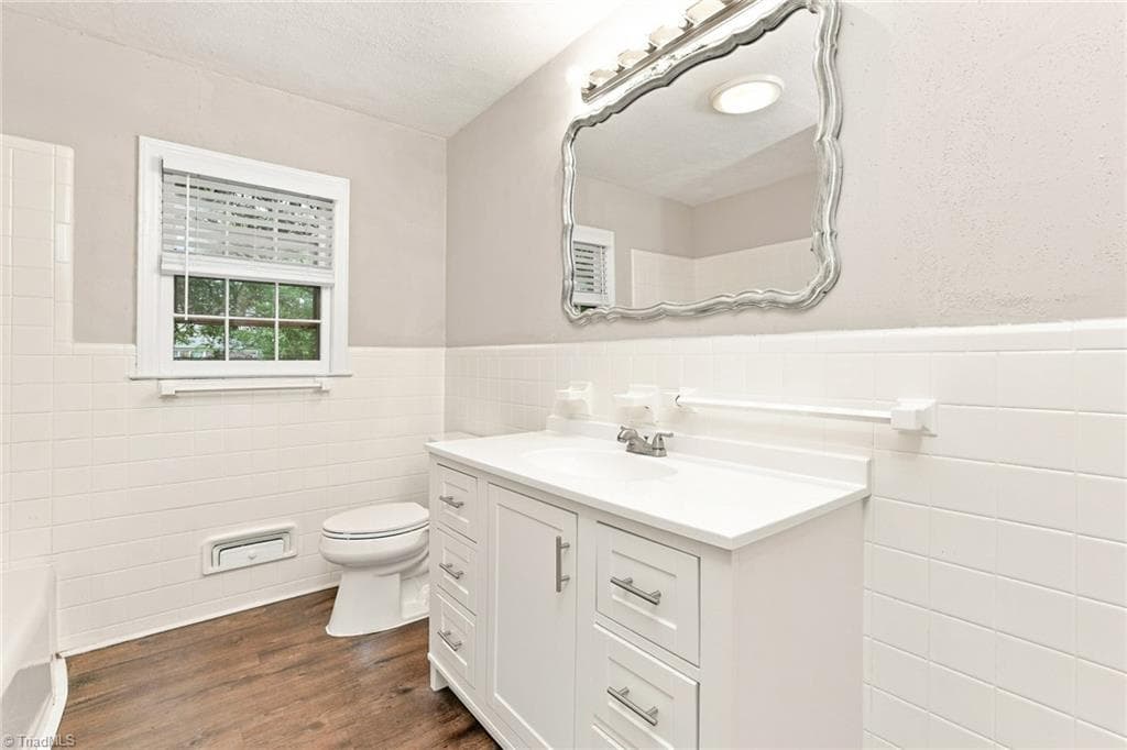 Stick/Site Built at 3816 Kirby Drive, Greensboro NC 27403, photo 13 of 21